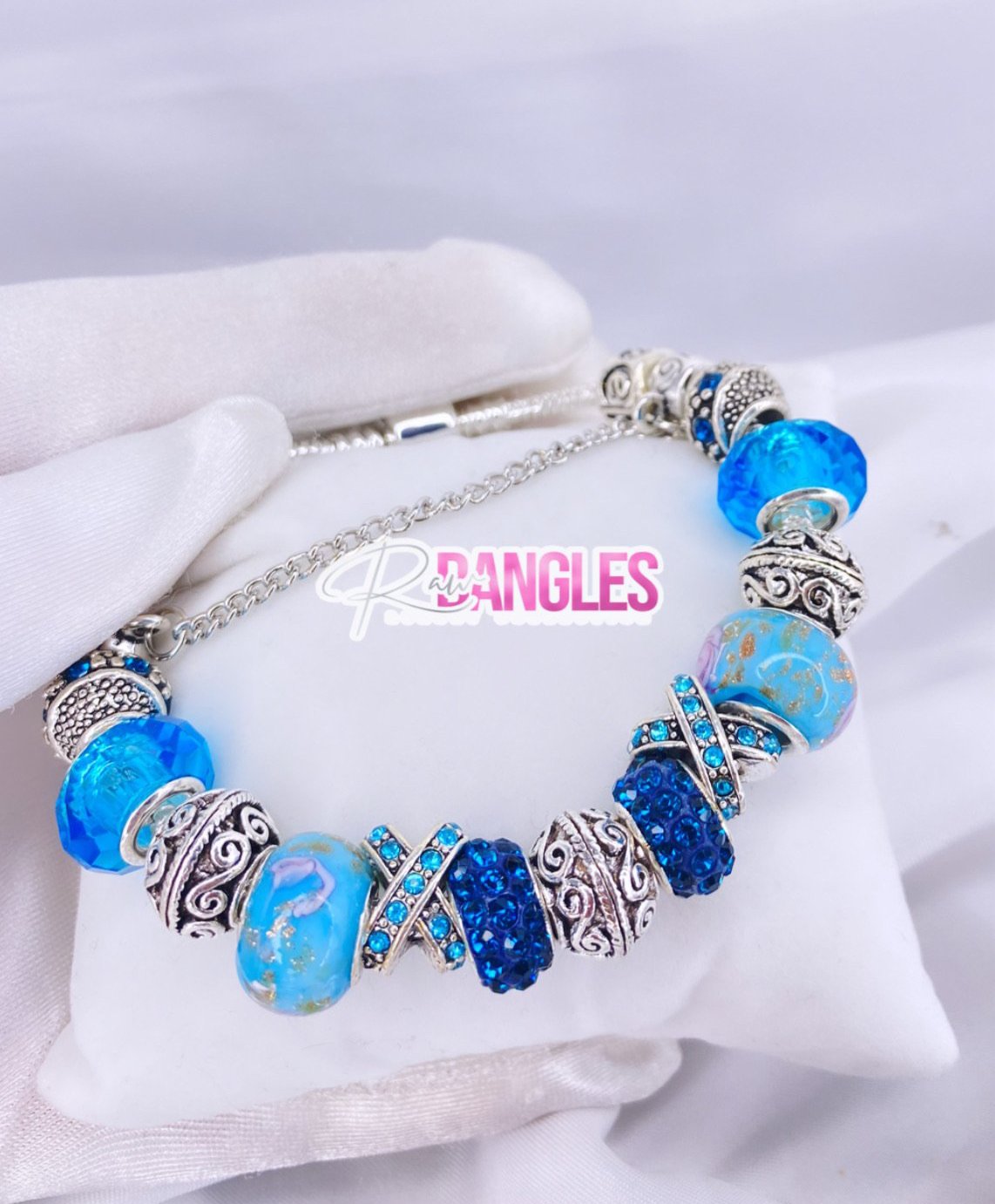 Charm bracelet