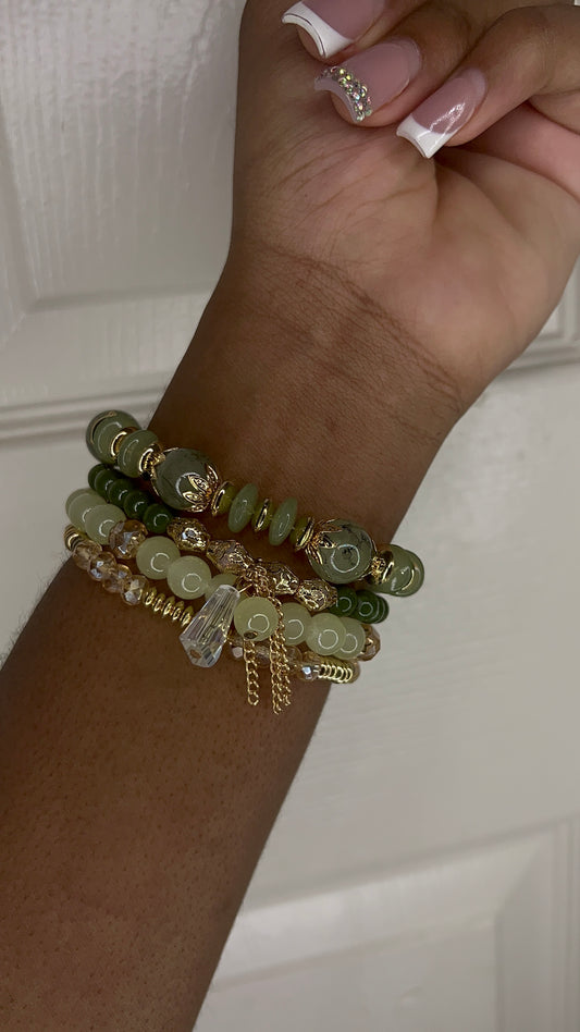 Beaded bracelet set